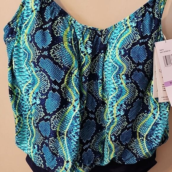 Beautiful Contours by Coco Reef size 14 NWT - Picture 2 of 5